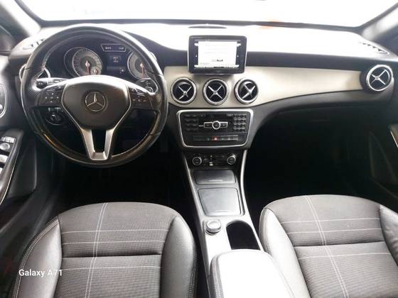 MERCEDES-BENZ GLA 200 1.6 CGI VISION 16V TURBO GASOLINA 4P AUTOMÁTICO